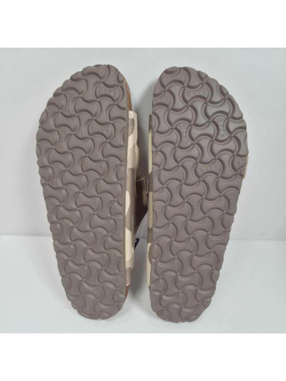 Birkenstock Arizona Soft Bed Women's Camouflage Sandals US Size 7 - Picture 7 of 8